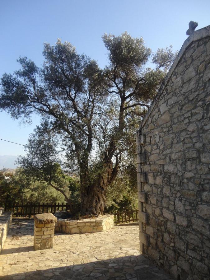 Kazakis Nikos Rooms Pitsidia Exterior foto